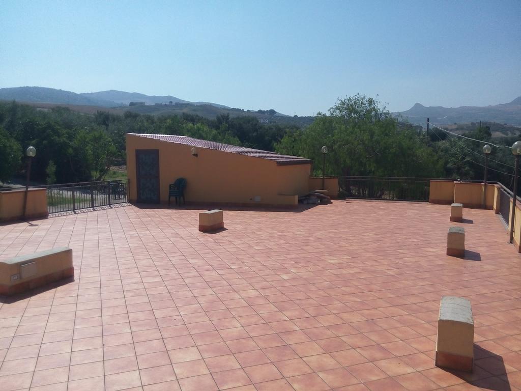 Agriturismo La Targa Buonfornello エクステリア 写真