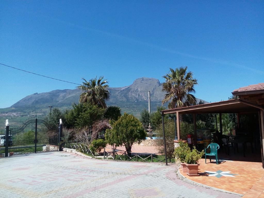 Agriturismo La Targa Buonfornello エクステリア 写真